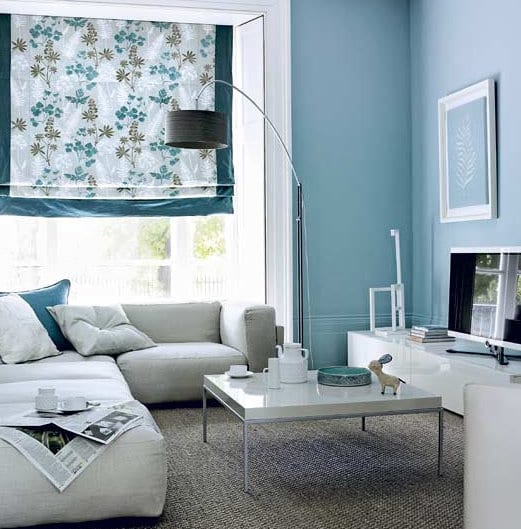 Wand streichen in farbpalette der wandfarbe blau freshouse Wohnzimmer design streichen