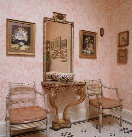 wand streichen ideen flur mit schwammtechnik und Wandfarbe rosa für Interior design im Barockstill